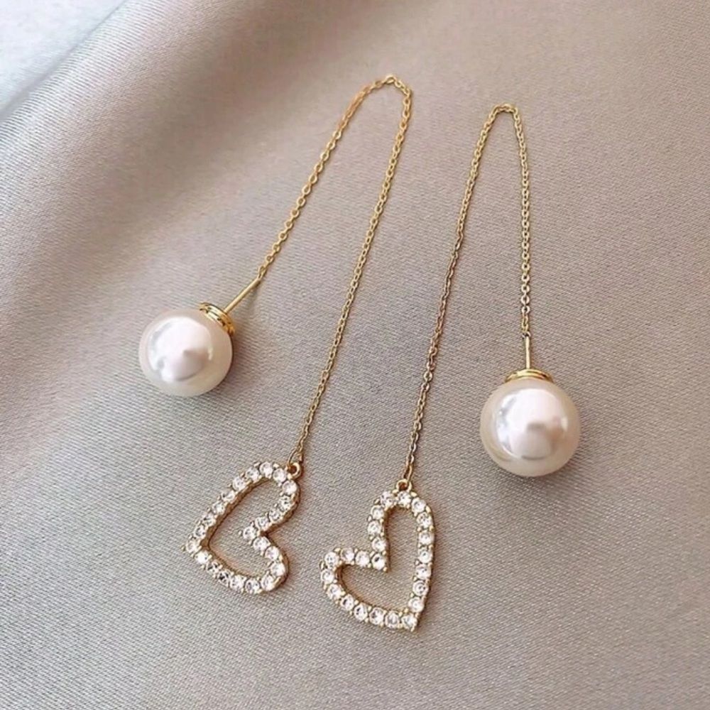 NWOT Heart threader earrings